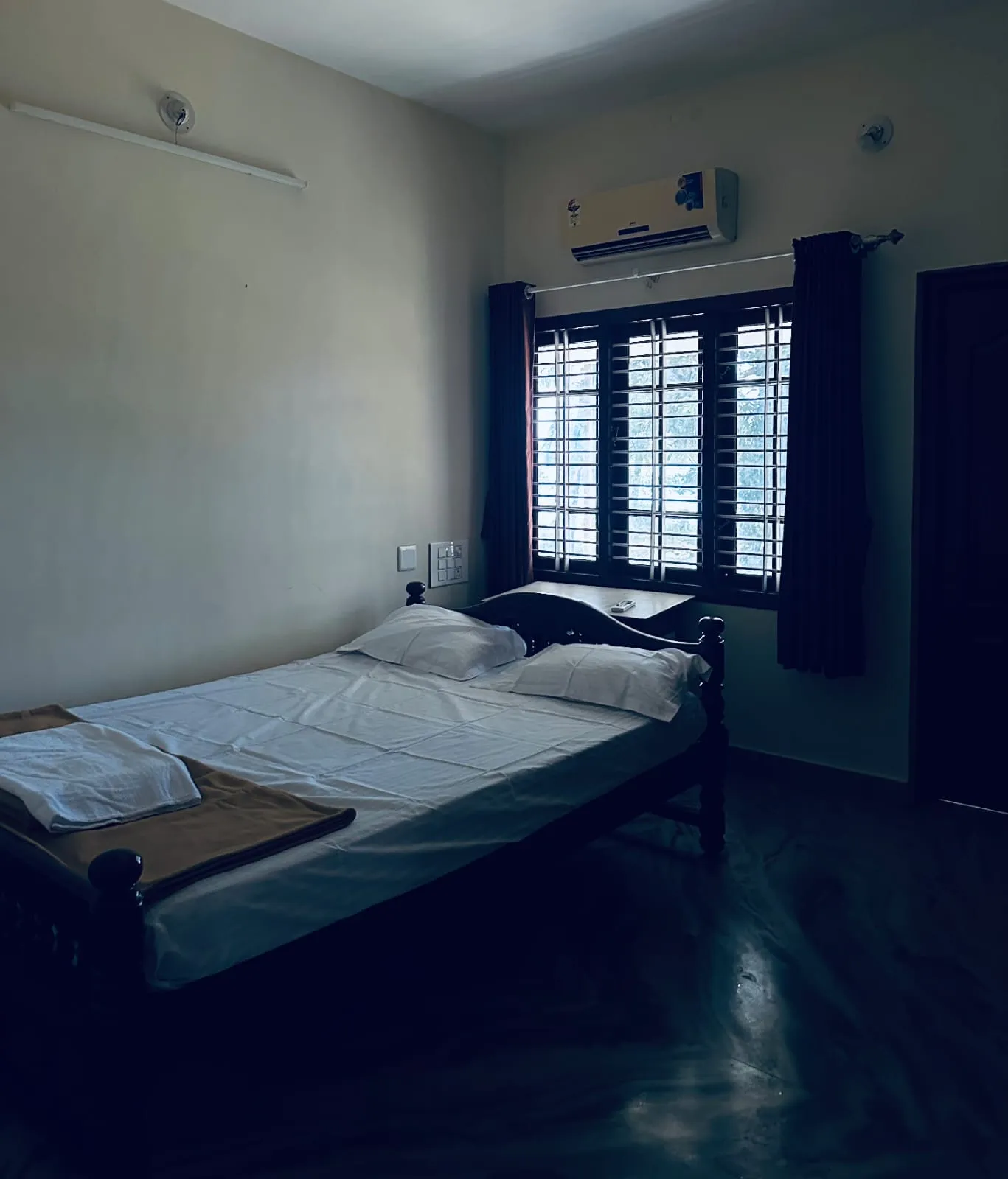 Villa Bedroom 02