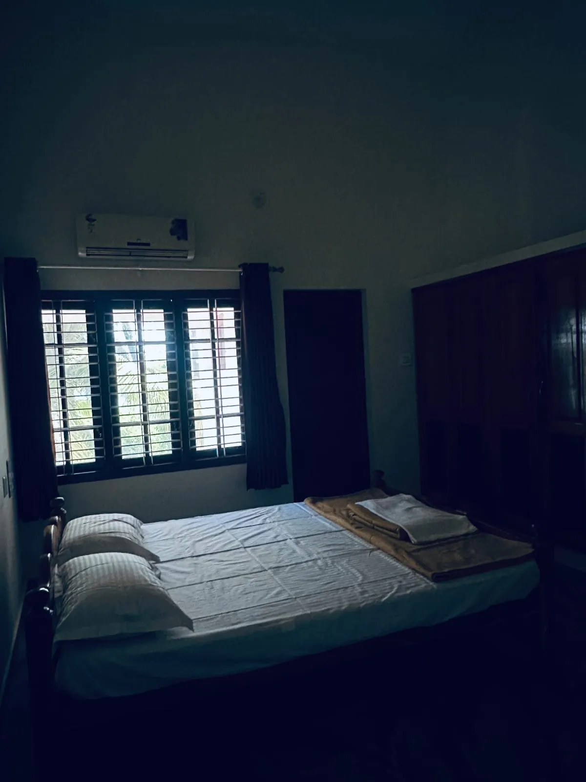 Villa Bedroom 03