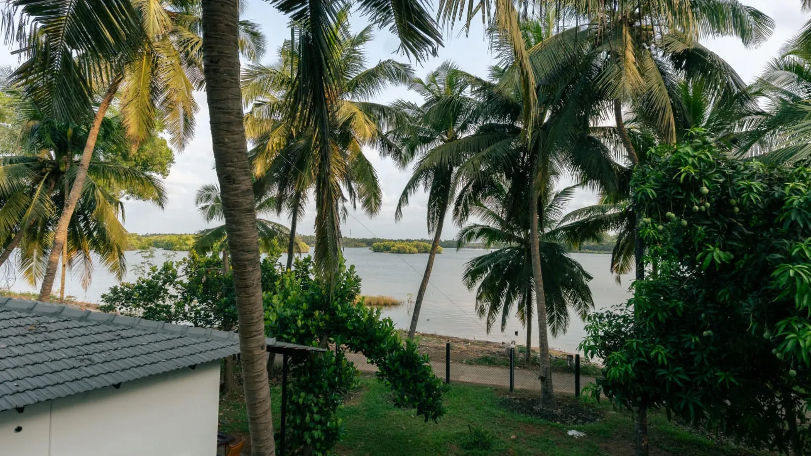 Villa Riverside View